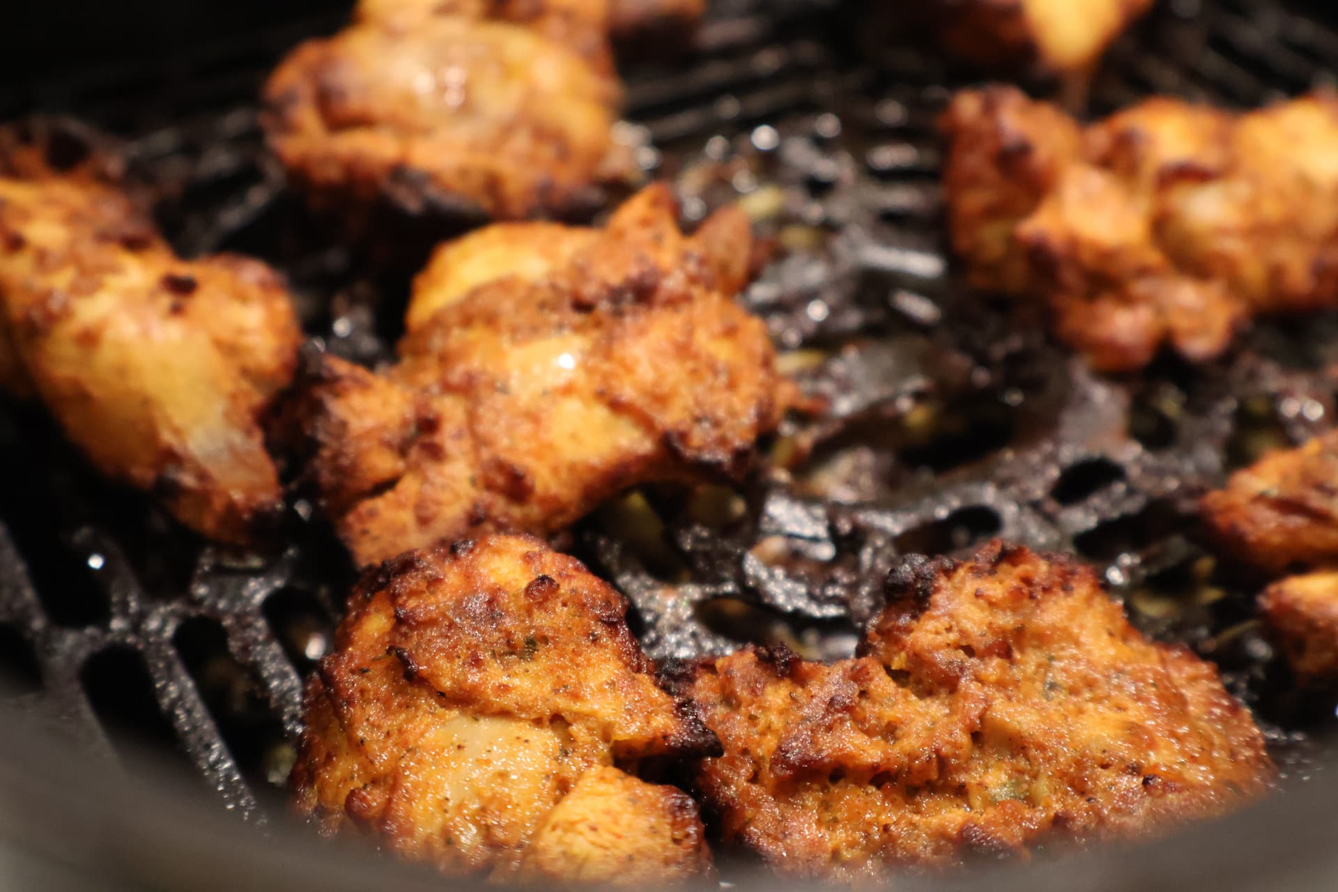 Cooked chicken tikka in the air fryer to demonstrate how to make tandoori dishes in a home kitchen.